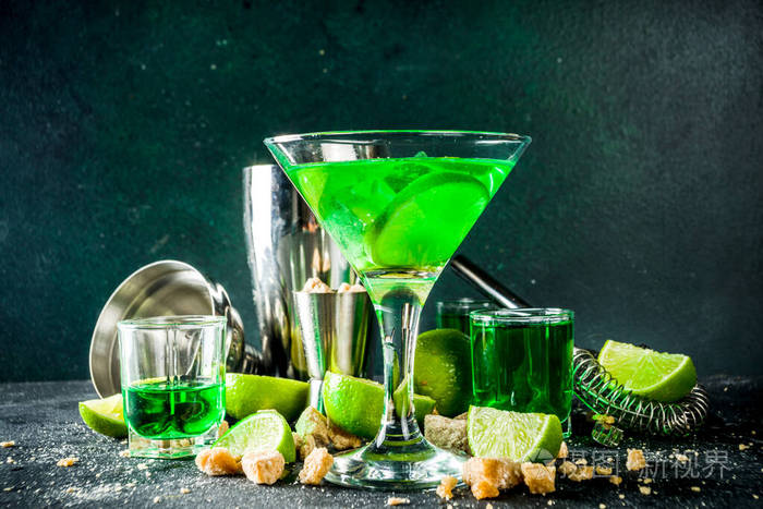 苦艾酒和伏特加马提尼