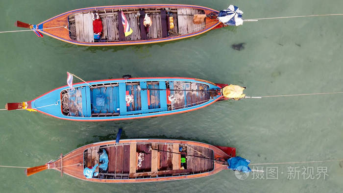 海上漂浮的木船dr俯视图