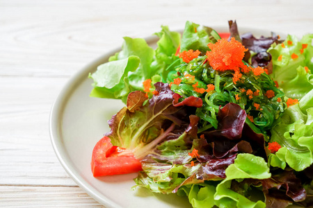 vegetable salad with Japanese seaweed and shrimp eggs 