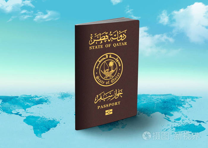 世界地图上的卡塔尔护照背景是云