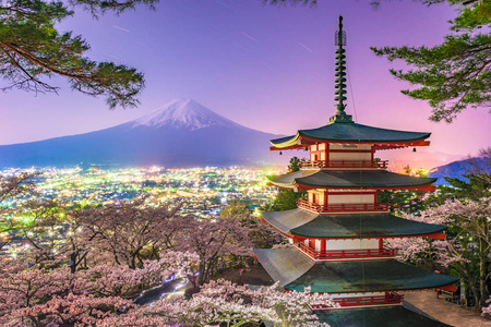 富士吉田，日本富士山和朱丽托宝塔