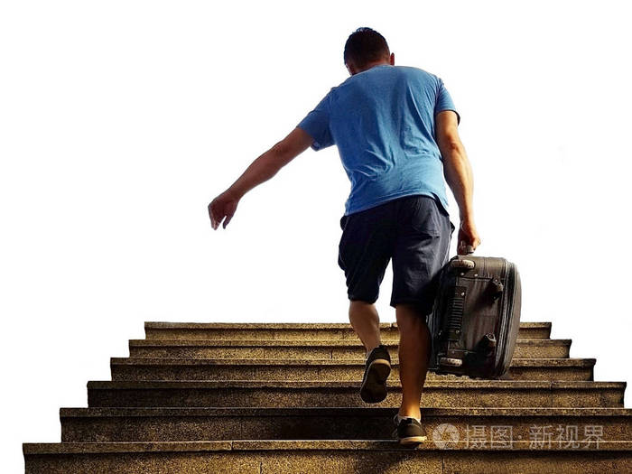 小偷带着偷来的行李逃跑了.在运输途中接住.火车站的焦虑