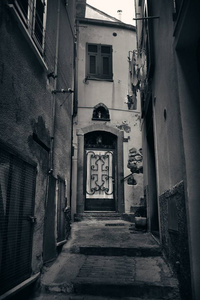 Vernazza alley Cinque Terre 