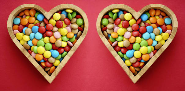 庆祝 木材 假日 特写镜头 情人 巧克力 粉红色 糕点糖果