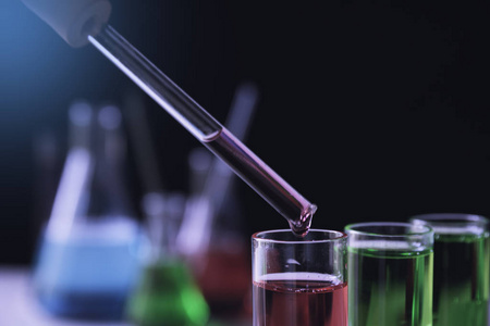 照顾 酸的 玻璃器皿 医学 研究 烧杯 玻璃 生物学 化学家