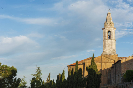 意大利托斯卡纳，中世纪小镇皮恩扎大教堂钟楼