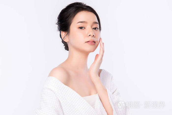 肖像美丽的年轻亚洲女性干净清新的裸体概念亚洲女孩美容美脸护肤保健