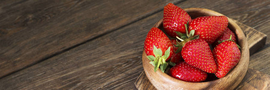 水果 健康 桌子 饮食 夏天 甜的 浆果 美味的 食物 草莓