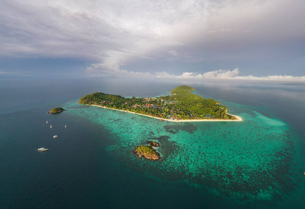 公司 假日 嗡嗡声 求助 天线 晶体 旅行 暗礁 海滩 美女