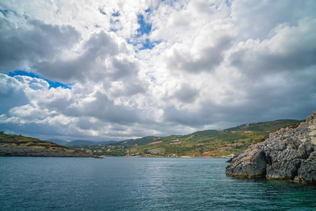 接近 海岸线 希腊语 海洋 绿松石 旅行 洞穴 地平线 全景图