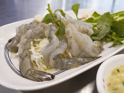 Raw shrimp in fish sauce 