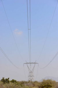 高的 西班牙 电缆 能量 传输 行业 天空 电线 权力 电压
