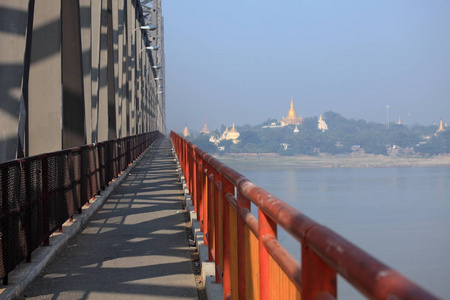 地标 建筑 美丽的 全景图 日落 城市 天际线 旅行 建设