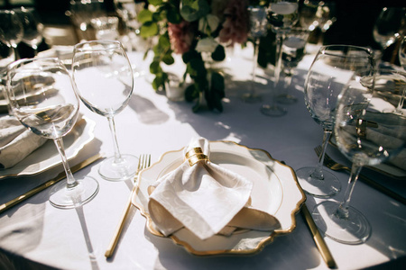 elegant table set, Table decoration at the wedding ceremony 