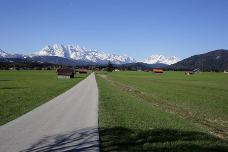 公园 领域 瑞士 旅行 旅游业 假期 自然 天空 草地 美丽的