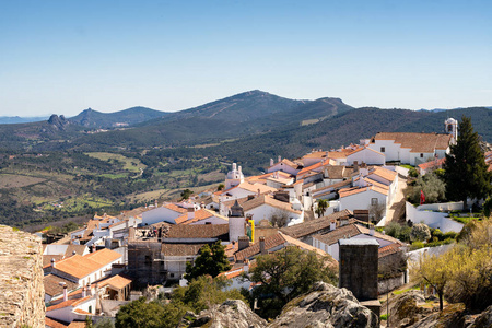 房子 岩石 堡垒 建筑学 遗产 葡萄牙 自然 浪漫的 街道