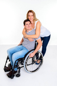 浪漫 成人 椅子 女人 麻痹 残疾人 残疾 健康 亲密 拥抱