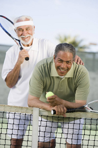 法院 西班牙裔 运动员 竞争 美国人 年代 退休 闲暇 爱好