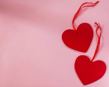 图形纽约市自由女神像的独立宣言粉色水彩心形.手绘气球沿底边.简单