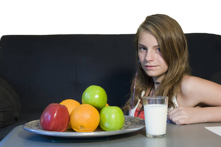 果汁 食物 营养 桌子 水果 肖像 苹果 女人 美女 白种人