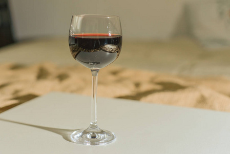 饮料 玻璃 晚餐 优雅 桌子 玻璃杯 葡萄酒 液体 聚会