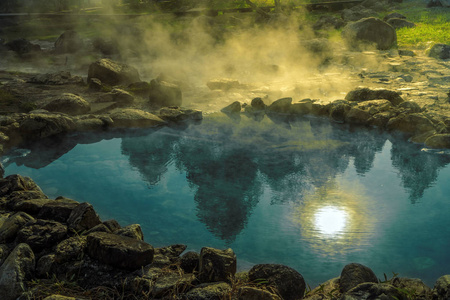 兰潘柴森国家公园温泉自然浴照片
