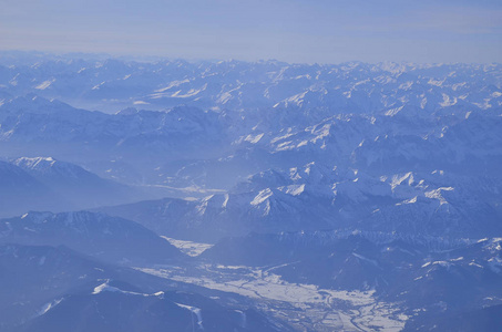 冬天 高的 寒冷的 风景 航班 天气 天空 旅行 空气 天堂