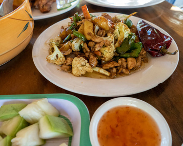 烹饪 缅甸菜 午餐 咖喱 晚餐 曼德勒 美食家 旅游业 蔬菜