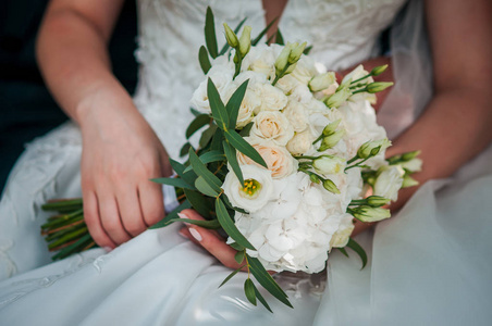 新娘手上的一束花
