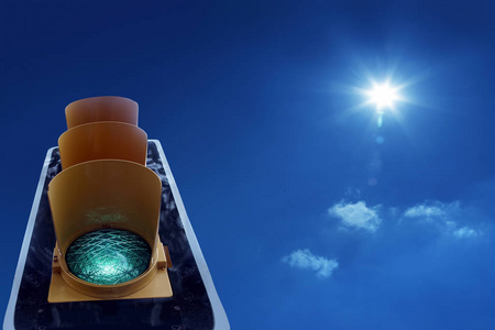 车道 射线 法律 旅行 方向 街道 天空 运输 规则 信号