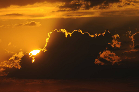 太阳 浪漫的 傍晚 自然 天空 闪耀 阳光 日落 海洋