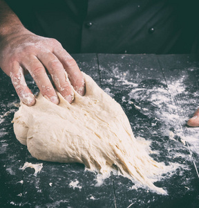 面粉 男人 制作 披萨 烹饪 自制 面包店 厨师 桌子 面团