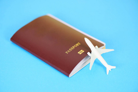 飞机和护照飞行旅行旅行者乘飞机旅行cit