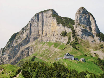 森林 山谷 地标 欧洲 小山 岩石 风景 旅行 建筑学 教堂