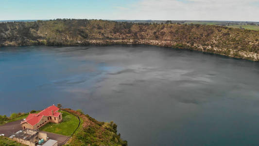 澳大利亚甘比亚山蓝湖鸟瞰图