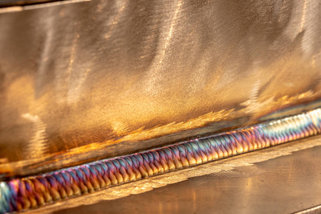 氩弧焊焊接用氩弧焊焊接不锈钢.焊接tig.彩色焊缝.照片