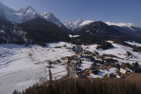 雪山美景