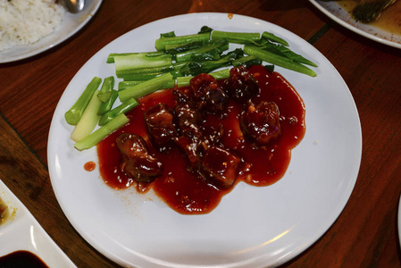 小吃 沙拉 蔬菜 盘子 素食主义者 旅行 营养 晚餐 桌子