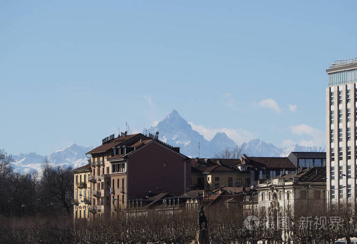 蒙维索山