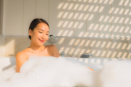 亚洲美女销魂图图片