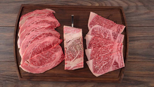 蛋白质 牛排 烹饪 牛肉 牛腰肉 屠夫 生的 食物 肉片