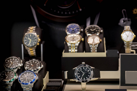 Luxury watches 