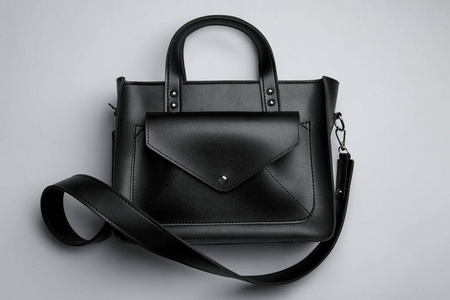 平放,俯视图时尚女包套装时尚的莱瑟女包袋子.