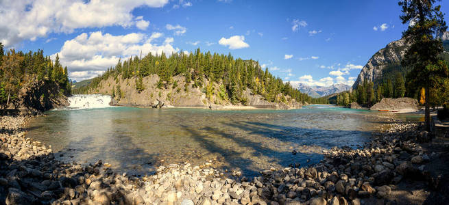 阿尔伯塔省卡纳达市Bow Falls Banff