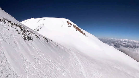 风景 天空 冬天 季节 滑雪 寒冷的 美丽的 运动 阿尔卑斯山