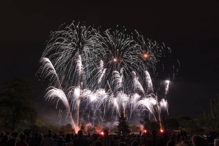 爆炸 天空 烟花 新的 七月 节日 假日 烟火 聚会 庆祝