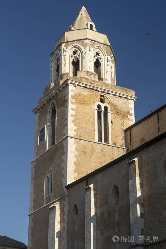 意大利阿普利亚卢卡拉大教堂