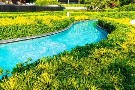 酒店度假村花园装饰游泳池