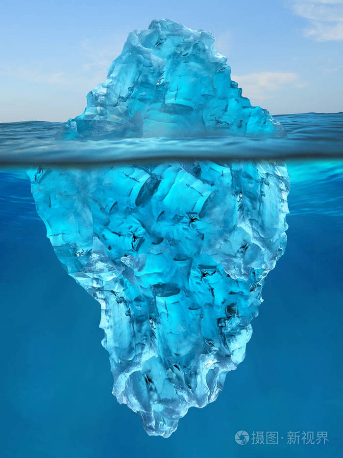 漂浮在水中的冰山一角