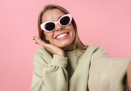 室内自拍墙图片-室内自拍墙素材-室内自拍墙插画-摄图新视界